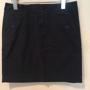 Tommy Hilfiger navy skirt